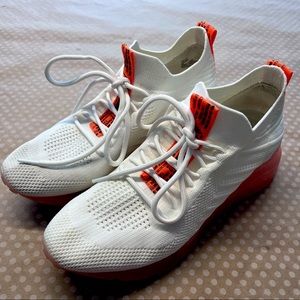 Steve Madden Celo Orange Multi Women’s size 7.5